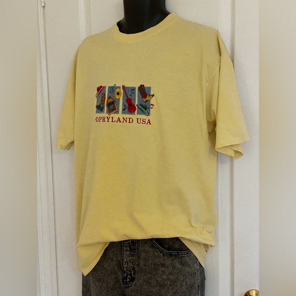 Vintage classic crewneck s/s Opryland USA souvenir butter yellow graphic tee, M - Picture 2 of 16